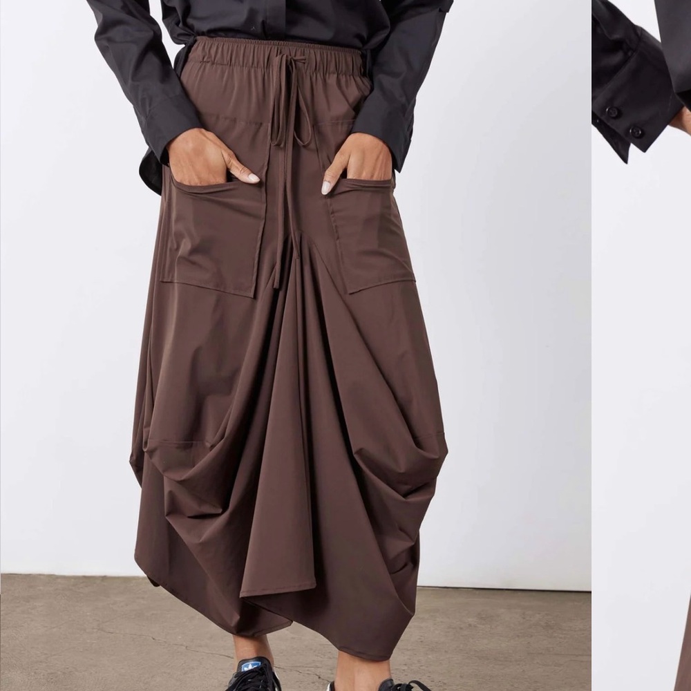 NWT, Ruti Go To Skirt - Picture 4 of 13